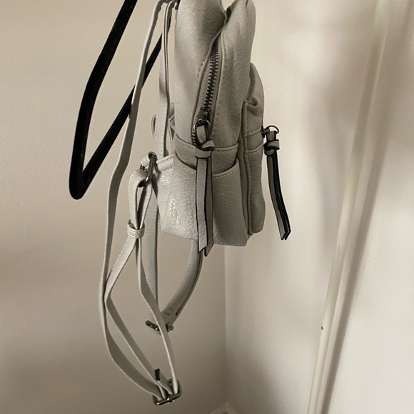 Mini gray backpack - Picture 3 of 3
